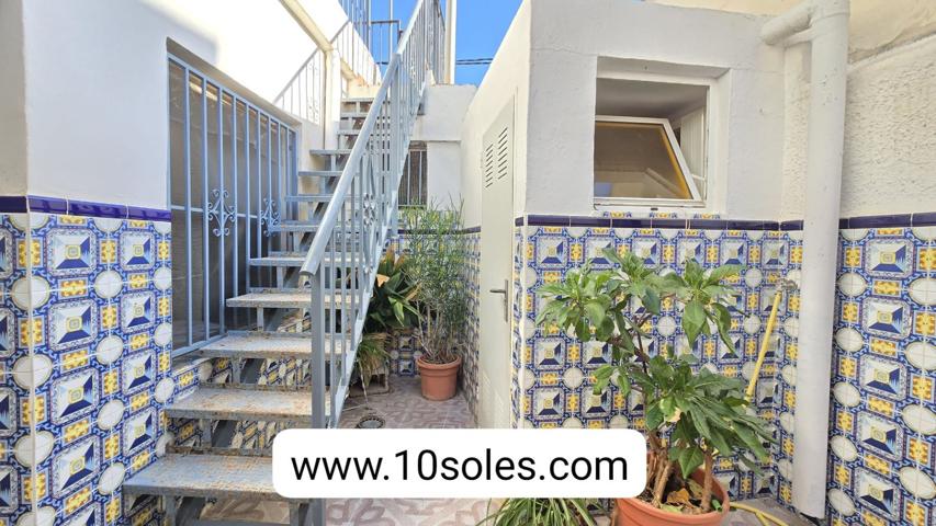 Dúplex En venta en Jacarilla photo 0