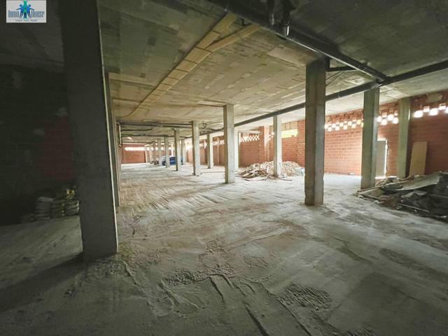 SE VENDE LOCAL COMERCIAL ZONA IMAGINALIA photo 0