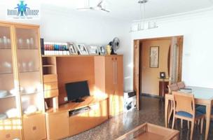 PISO EN LA VEREDA EN VENTA. photo 0