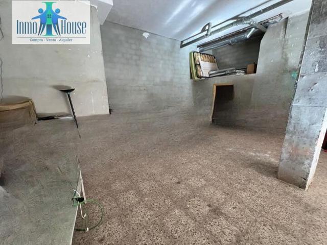 SE VENDE LOCAL - ZONA FERIA photo 0