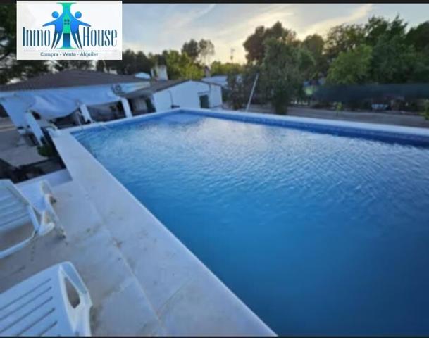 Se vende preciosa parcela con piscina y zonas ajardinadas , en venta o alquiler opción compra photo 0