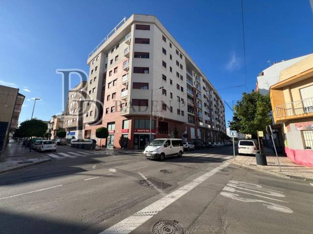 En venta o alquiler plaza de parking photo 0