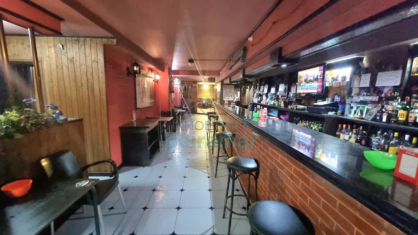 Local cafe bar hamburgueseria en venta en el centro de Ribeira. photo 0