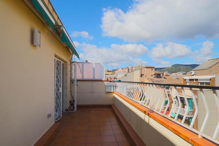  Ático En venta en Vilapicina I La Torre Llobeta, Barcelona photo 0