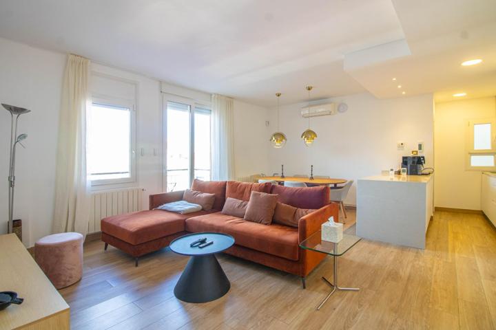 Piso En venta en Les Corts, Barcelona photo 0