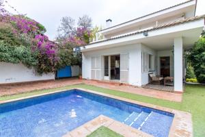 ESPECTACULAR CASA A REFORMAR photo 0