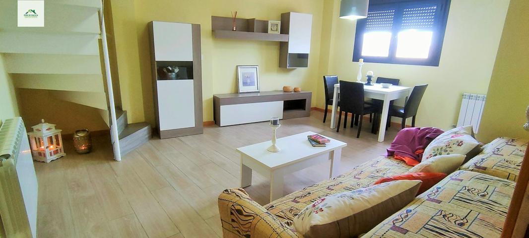 PISO DUPLEX 3 HABITACIONES EN CENTRO CIUDAD photo 0