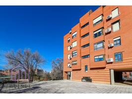 Piso en venta en Pueblo Nuevo(28017) photo 0