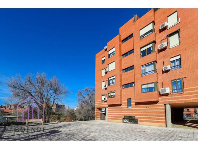 Piso en venta en Pueblo Nuevo(28017) photo 0