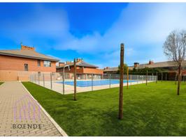 Casa en venta en Perales del Río(28909) photo 0