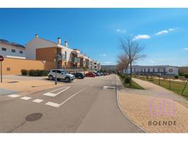 Chalet adosado en venta en Zona Bulevar photo 0