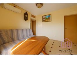 Piso en venta en San Cristóbal photo 0