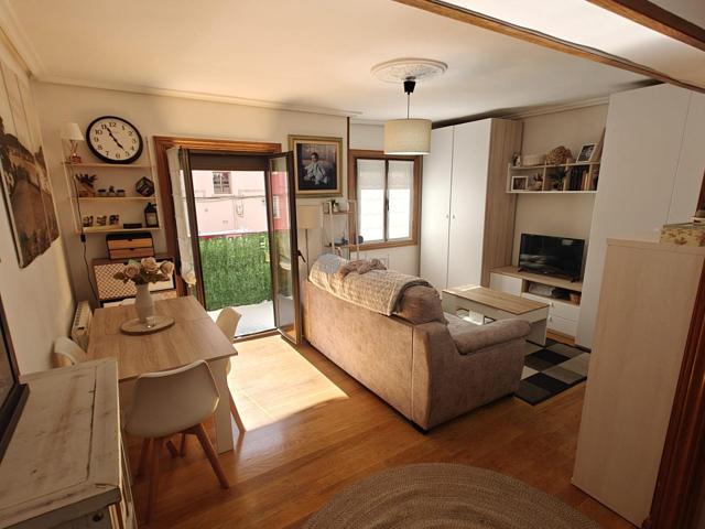 PISO EN VENTA EN ZUBEROA, ANDOAIN photo 0