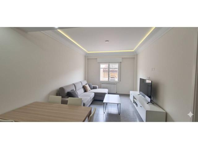 Piso en venta en Casco Antiguo photo 0