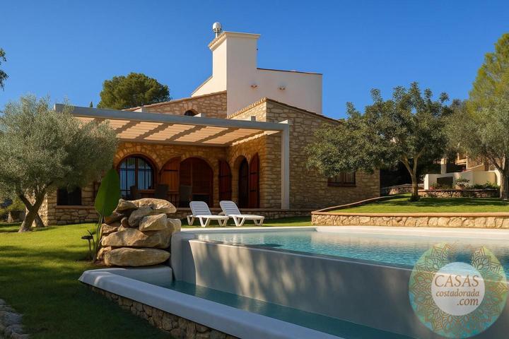 PRECIOSA MASÍA EN PRIMERA LÍNEA photo 0