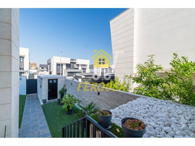 FERGOSA GESTION INMOBILIARIA VENDE EN EXCLUSIVA CHALET PAREADO EN NAVALCARNERO photo 0