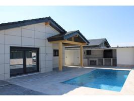 Chalet unifamiliar en venta en Las Ventas de Retamosa photo 0