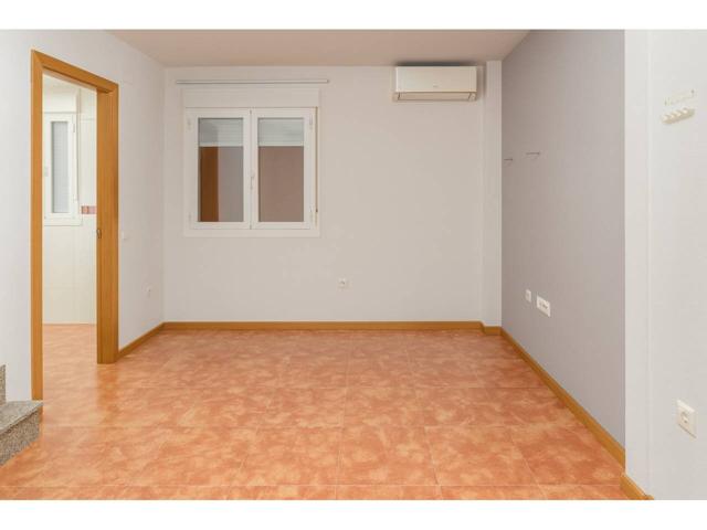 Duplex en venta en El Viso de San Juan photo 0