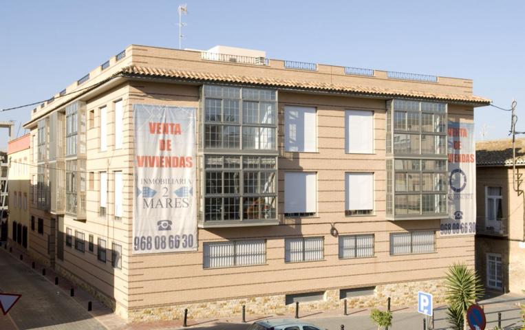 Garaje en venta en La Unión Centro frente plaza de la Iglesia photo 0