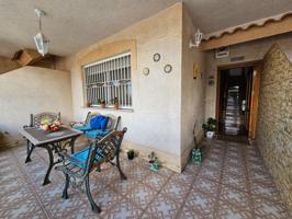 Dúplex muy luminoso en zona Residencial photo 0