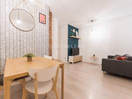 Piso En alquiler en Adelfas, Madrid photo 0