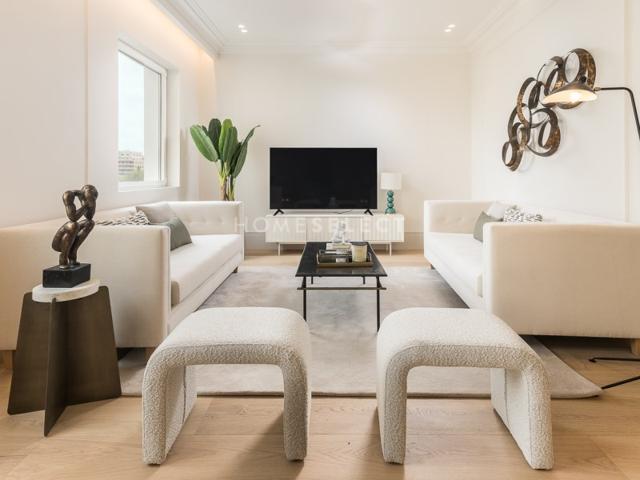 Piso En venta en Ríos Rosas - Nuevos Ministerios, Madrid photo 0