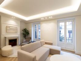 Piso En venta en Madrid photo 0