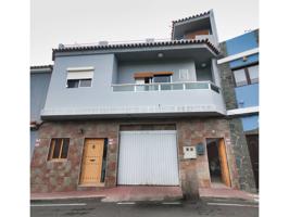 Edificio en venta en Santa Brígida photo 0