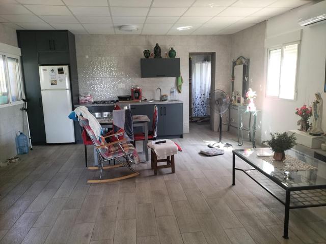 CASA DE CAMPO CON PARCELA photo 0