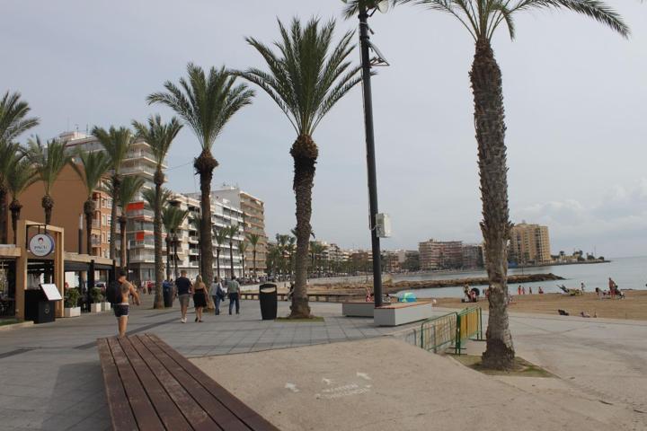 PISO EN TORREVIEJA PLAYA DEL CURA Y CERCA DEL CENTRO DE LA POBLACIÓN photo 0