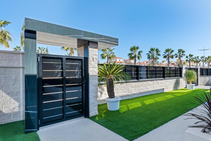 VILLA CON PISCINA PRIVADA Y ZONA DE APARCAMIENTO EN PARCELA photo 0