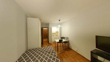 Loft En alquiler en Calle De Albacete, 2, Ciudad Lineal, Madrid photo 0
