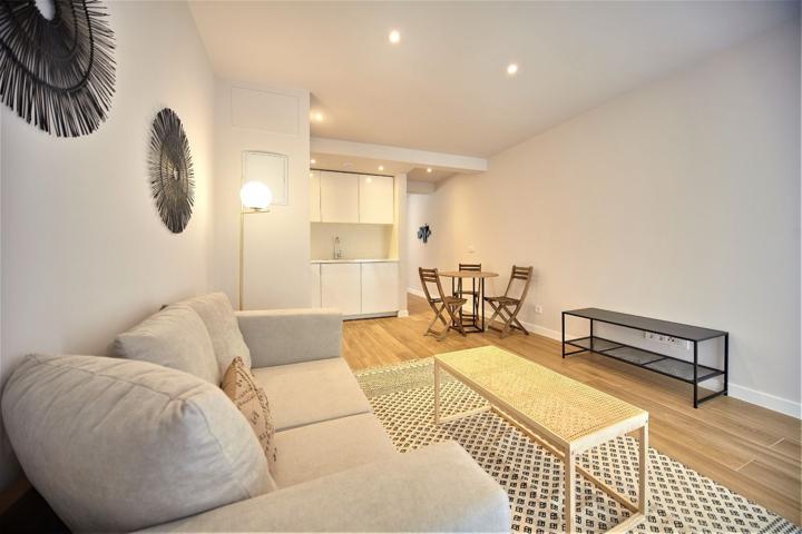 Piso En alquiler en Calle San Fidel, 30, Ciudad Lineal, Madrid photo 0