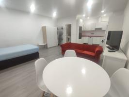 Loft En alquiler en Calle De Villalobos, 143, Puente De Vallecas, Madrid photo 0
