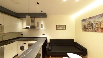 Piso En alquiler en Calle De Jerte, 4, Centro, Madrid photo 0