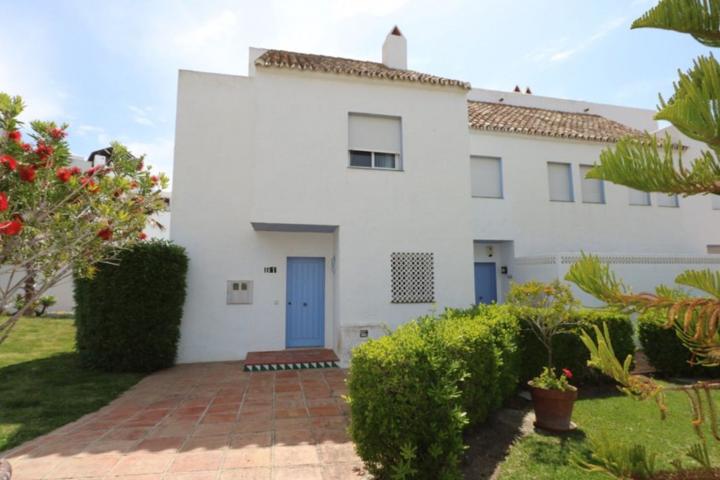 Casa En venta en Bahía De Casares, Casares photo 0