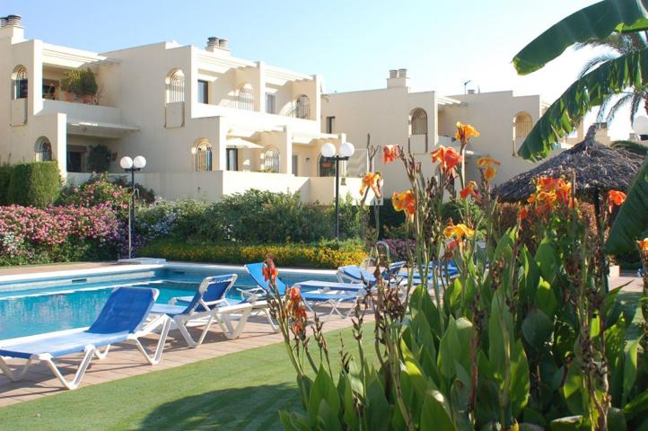 Apartamento dúplex en venta en urb. Jardines de Sotogrande photo 0