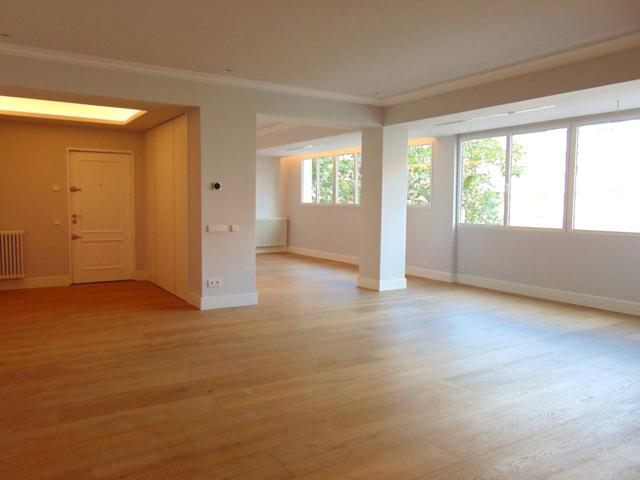 GLOBAL IRV presenta esta exclusiva vivienda de 259 m2, íntegramente reformada photo 0