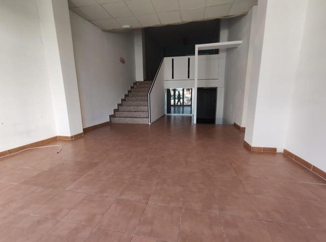 Local en venta en Castelló de la Plana de 150 m2 photo 0