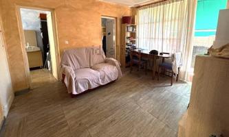 Se vende 4º piso sin ascensor con 2 plazas de parking en Av. del Mar. photo 0