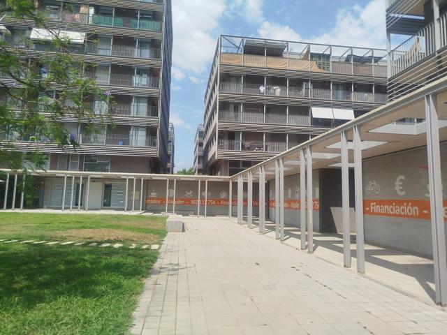 Se vende local comercial a pie de calle en Boera Park. photo 0