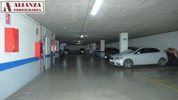 Plaza De Parking en venta en Málaga de 12 m2 photo 0