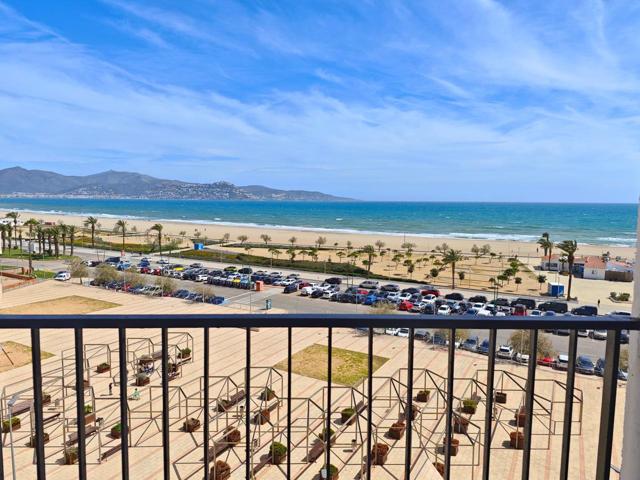 Precioso apartamento con vistas al mar y un gran balcón. photo 0