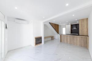 Acogedora casa reformada con 2 habitaciones, terrazas y balcon photo 0