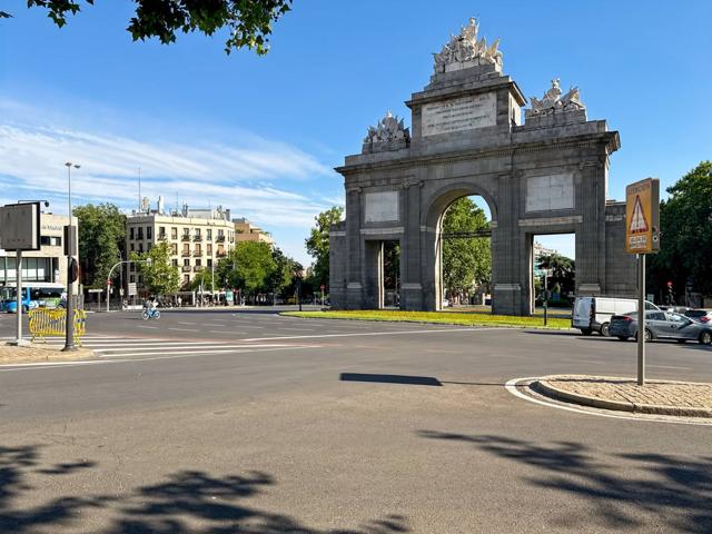 Piso En venta en Puerta De Toledo, Madrid photo 0