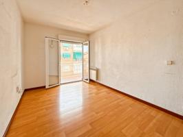 Piso En venta en Quintana, Madrid photo 0