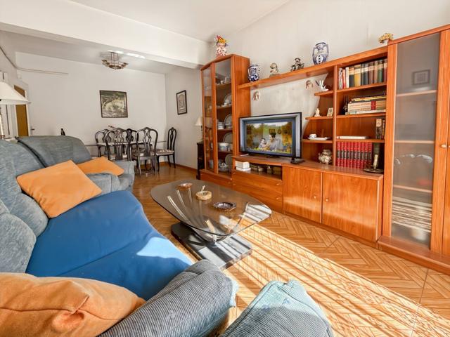 Piso En venta en Ciudad Lineal, Madrid photo 0