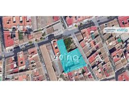 Terreno urbano en venta en calle Manises photo 0
