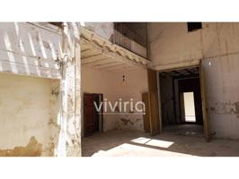 Casa de pueblo con carácter y muchas posibilidades en el centro de Benaguasil photo 0