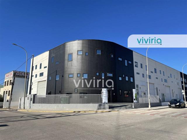 Nave comercial en venta en Fuente del Jarro photo 0